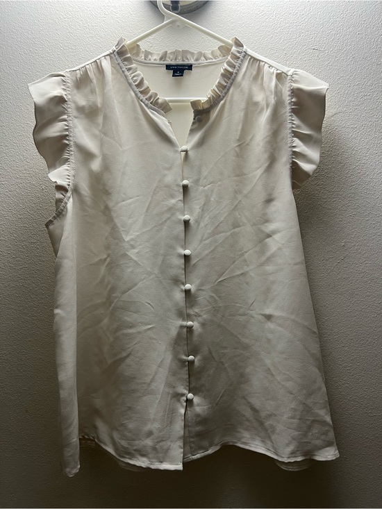 Ann Taylor Tops - Ann Taylor Ivory Ruffle Cap-Sleeve Button-Front Blouse